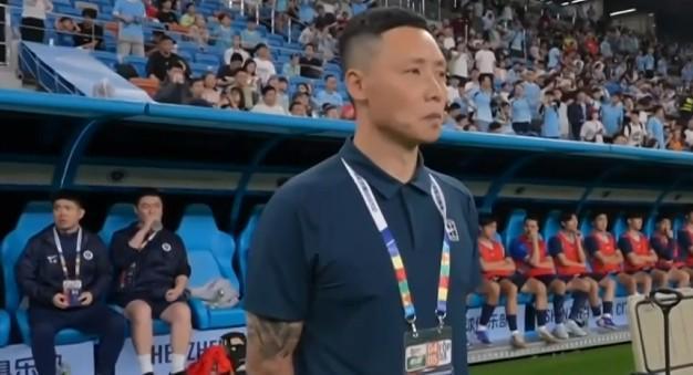 2025世界俱乐部杯-媒体人:陈涛从冬训到现在瘦了20多斤,刘建业瘦了也有白发了
